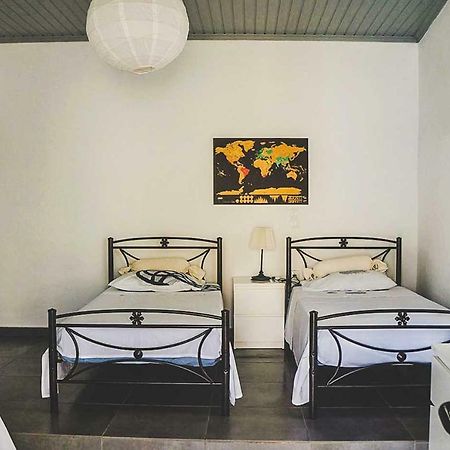Beautiful House Ideal For Families Варос Экстерьер фото